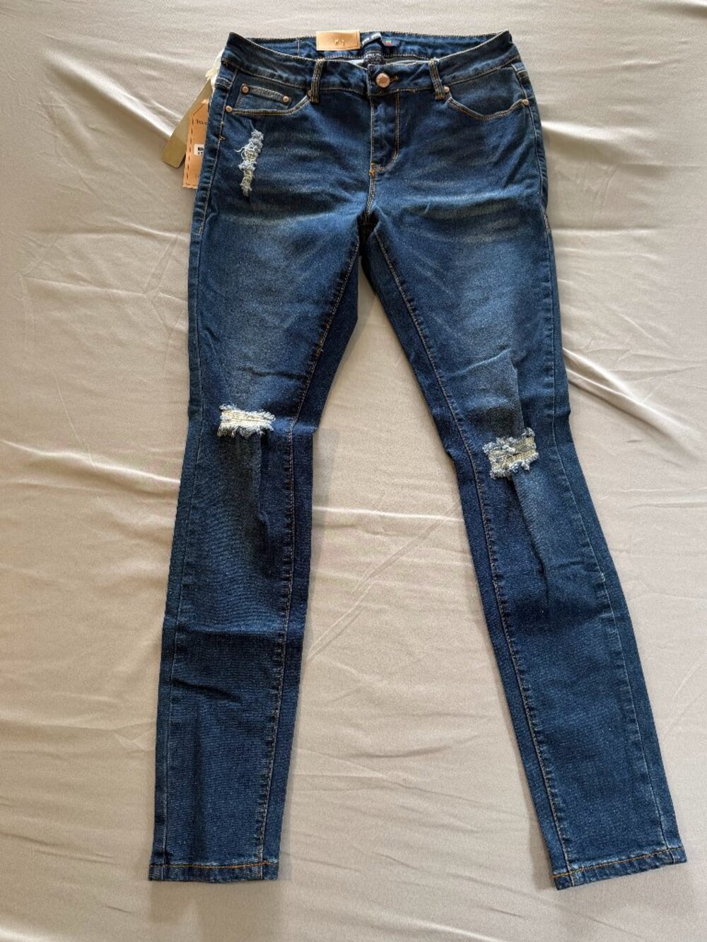Vins Me Women's Distressed Skinny Ankle Stretch Dark Wash Jean Size 5 Blue NWT